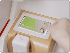 放上要儲值的卡片到感應區