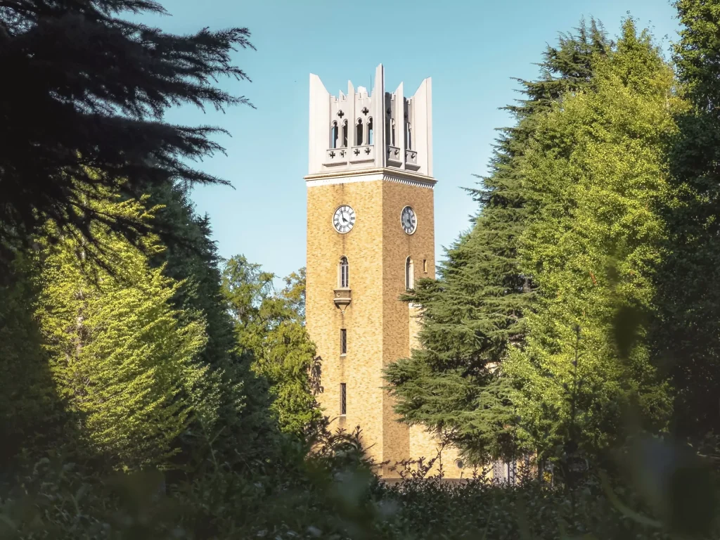 早稻田大學的大渭講堂