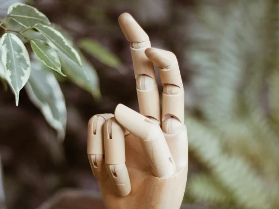 用手機調色更便利的方法，Lightroom 沒告訴你的 4 個隱藏手勢操作｜2025年